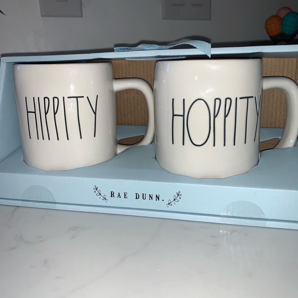 Rae Dunn | Hippity Hoppity Mug Set